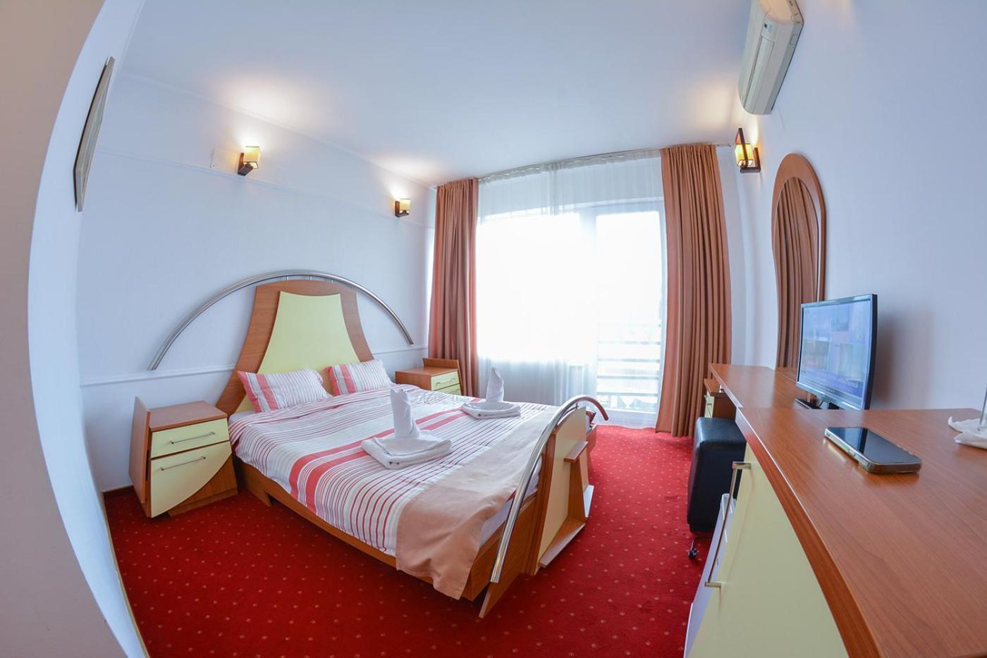 Pensiune Valentina Hotell Râmnicu Vâlcea Eksteriør bilde